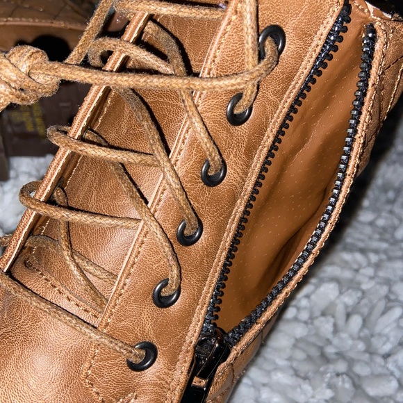 nwot studded boots - Picture 9 of 12